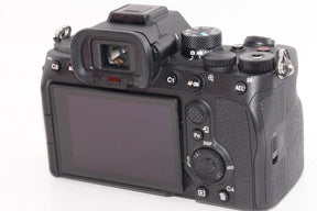 【外観特上級】ソニー フルサイズミラーレス一眼 α7 IV ズームレンズキット FE 28-70mm F3.5-5.6 OSS ILCE-7M4K ブラック α7M4K