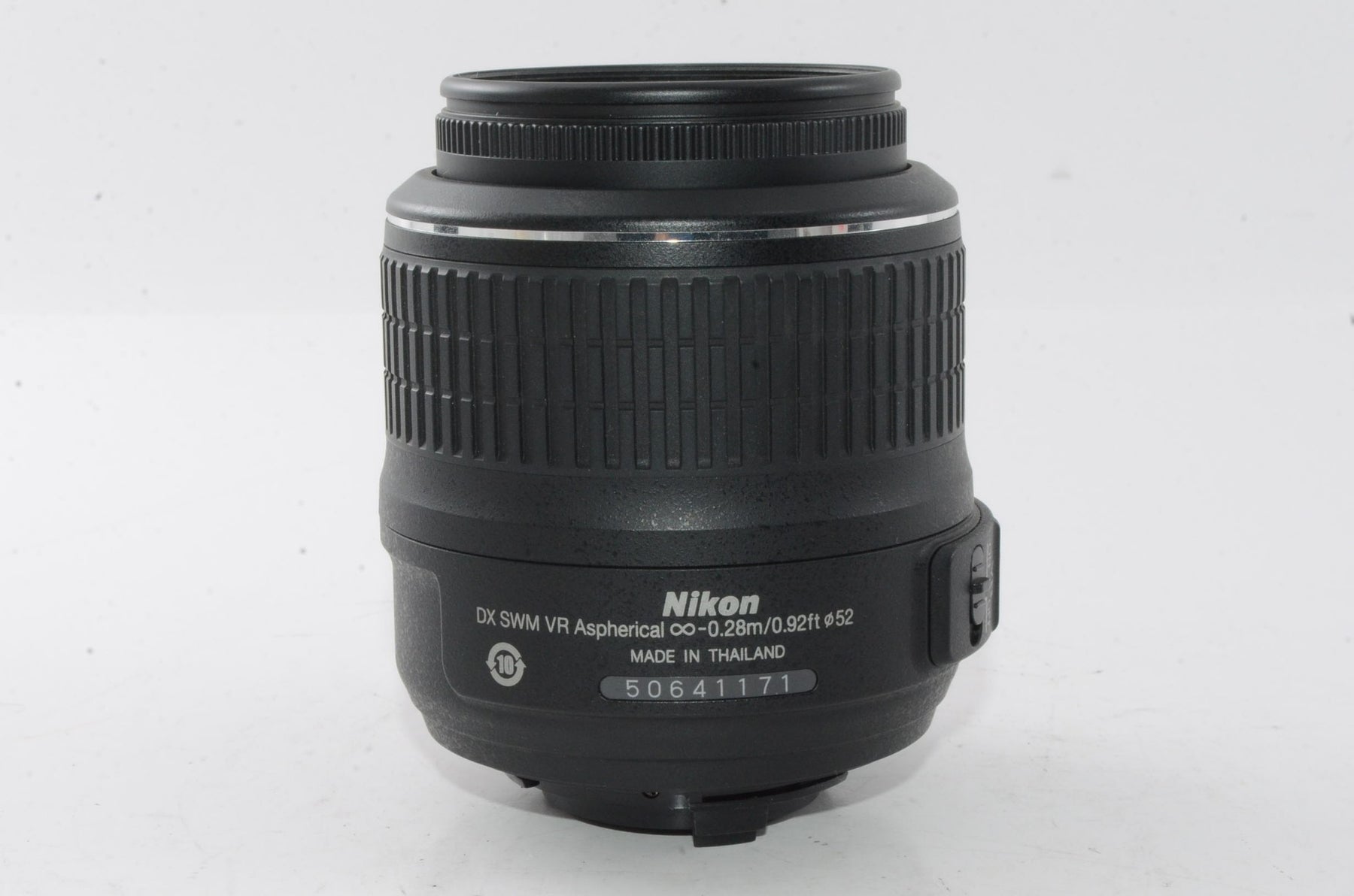 【外観特上級】Nikon 標準ズームレンズ AF-S DX NIKKOR 18-55mm f3.5-5.6G VR