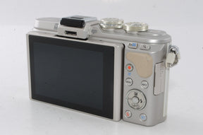 【外観特上級】OLYMPUS ミラーレス一眼 E-PL8 ボディー ホワイト