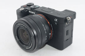 【外観特上級】ソニー フルサイズミラーレス一眼 α7C レンズキット ブラック ILCE-7CL B