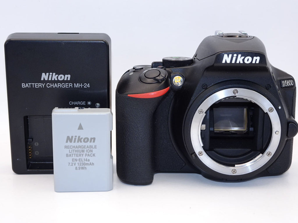 中古】 【並品】 ニコン D5600 ボディ