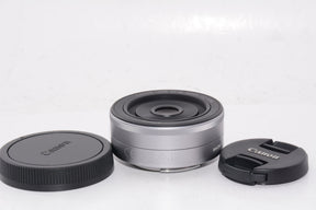 【外観特上級】Canon 単焦点広角レンズ EF-M22mm F2 STM シルバー ミラーレス一眼対応 EF-M222STMSL