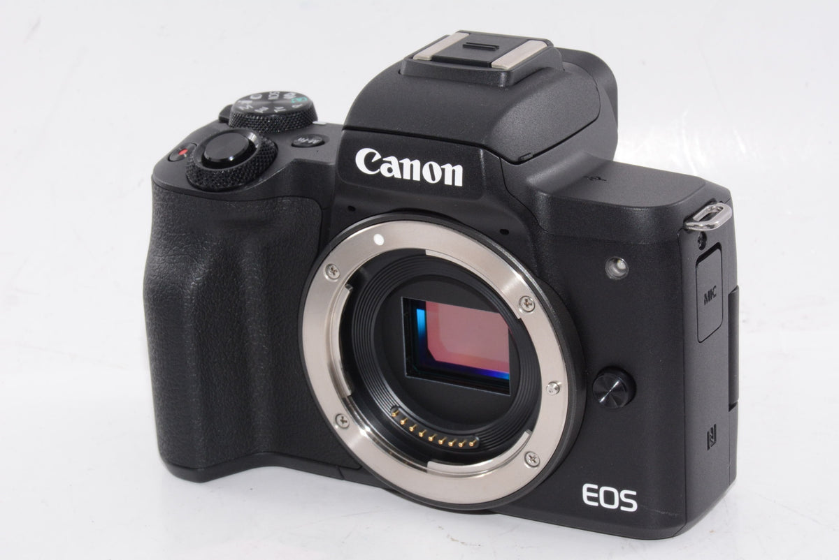 【外観特上級】Canon ミラーレス一眼カメラ EOS Kiss M ダブルズームキット ブラック