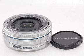 【外観特上級】OLYMPUS M.ZUIKO DIGITAL ED 14-42mm F3.5-5.6 EZ SLV