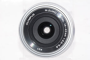 【外観特上級】OLYMPUS M.ZUIKO DIGITAL ED 14-42mm F3.5-5.6 EZ SLV