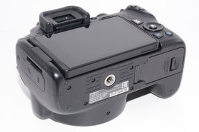 【外観特上級】Canon デジタル一眼レフカメラ EOS Kiss X10 標準ズームキット ブラック