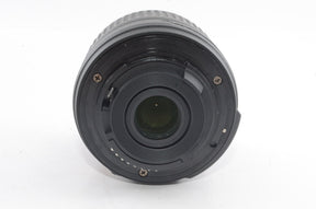 【外観特上級】Nikon 標準ズームレンズ AF-S DX NIKKOR 18-55mm f/3.5-5.6G VR II