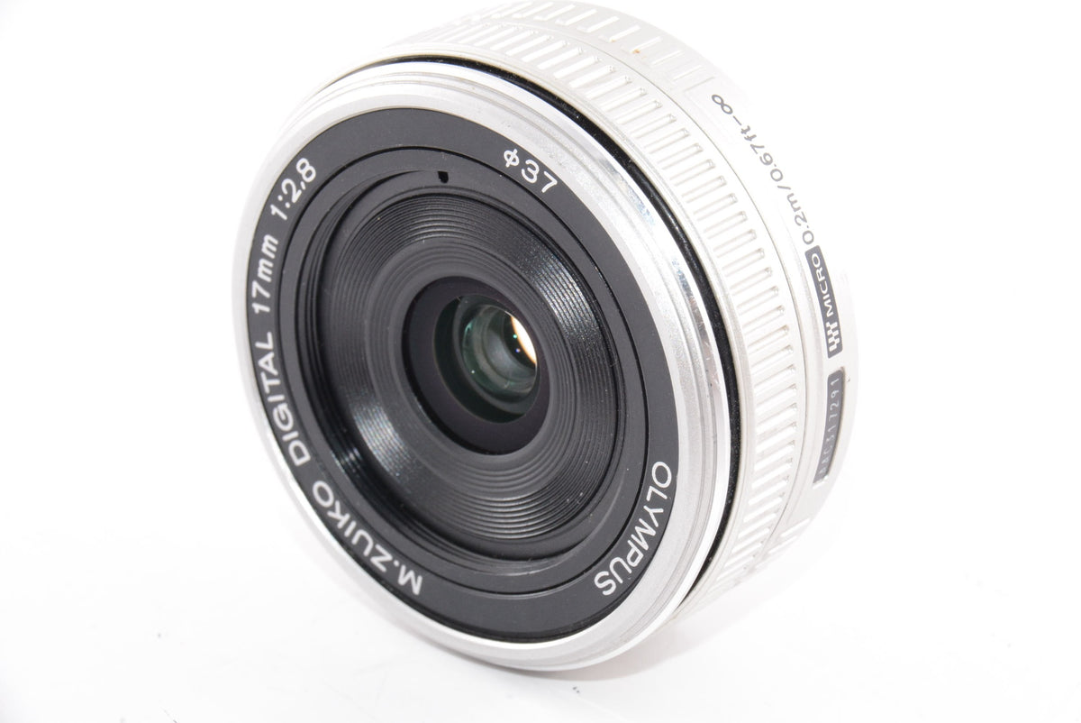 【外観特上級】OLYMPUS パンケーキレンズ M.ZUIKO DIGITAL 17mm F2.8 シルバー