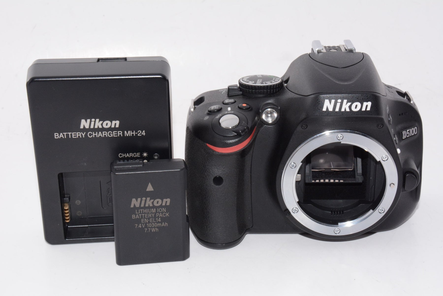 【外観並級】Nikon デジタル一眼レフカメラ D5100 ボディ