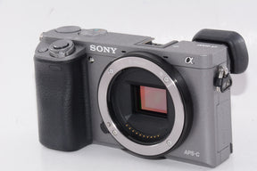 【外観特上級】ソニー ミラーレス一眼 α6000 ボディ グラファイトグレー ILCE-6000