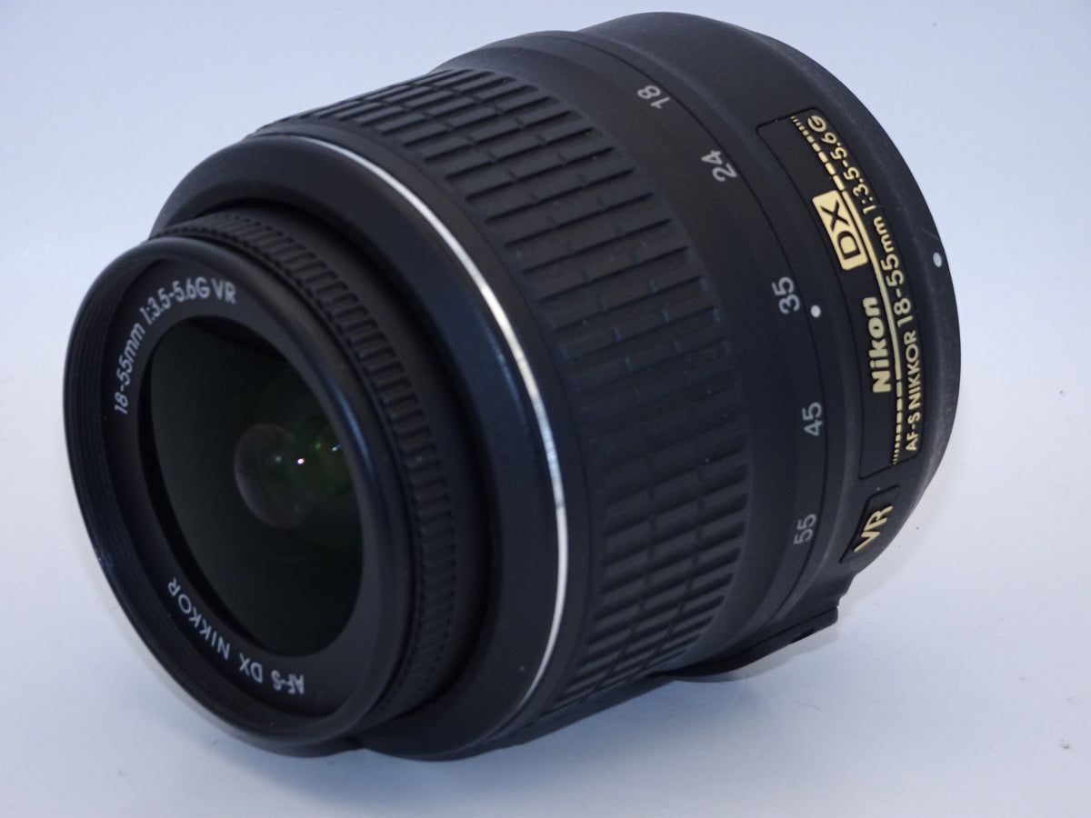 【外観特上級】Nikon 標準ズームレンズ AF-S DX NIKKOR 18-55mm f3.5-5.6G VR