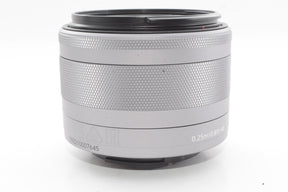 【外観特上級】Canon 標準ズームレンズ EF-M15-45mm F3.5-6.3IS STM(シルバー) ミラーレス一眼対応 EF-M15-45ISSTMSL