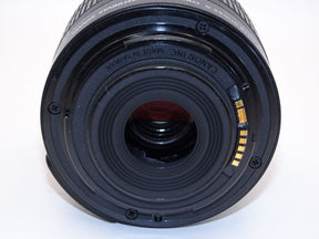 【外観特上級】Canon 標準ズームレンズ EF-S18-55mm F3.5-.5.6 IS II