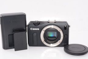 【外観特上級】Canon ミラーレス一眼カメラ EOS M ボディ