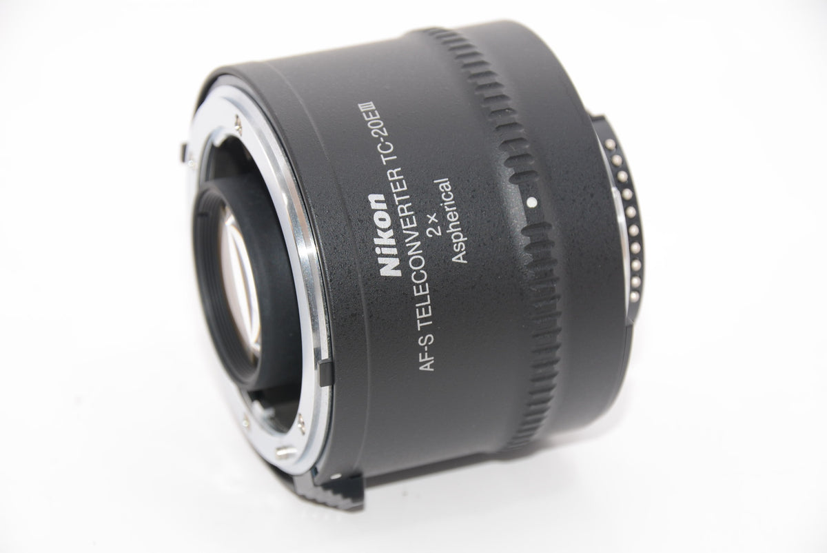 【外観特上級】Nikon テレコンバーター AF-S TELECONVERTER TC-20E III