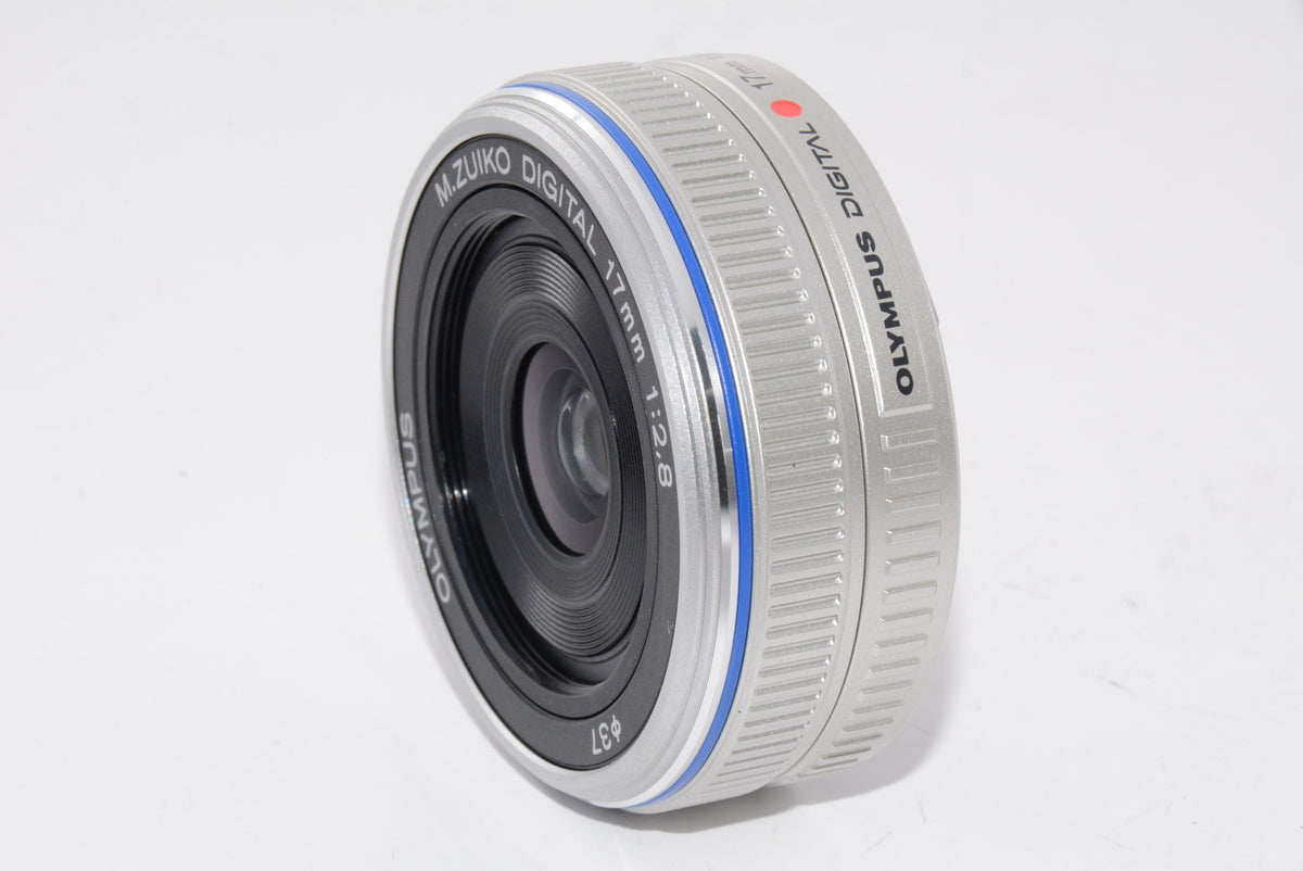 【外観特上級】OLYMPUS パンケーキレンズ M.ZUIKO DIGITAL 17mm F2.8 シルバー