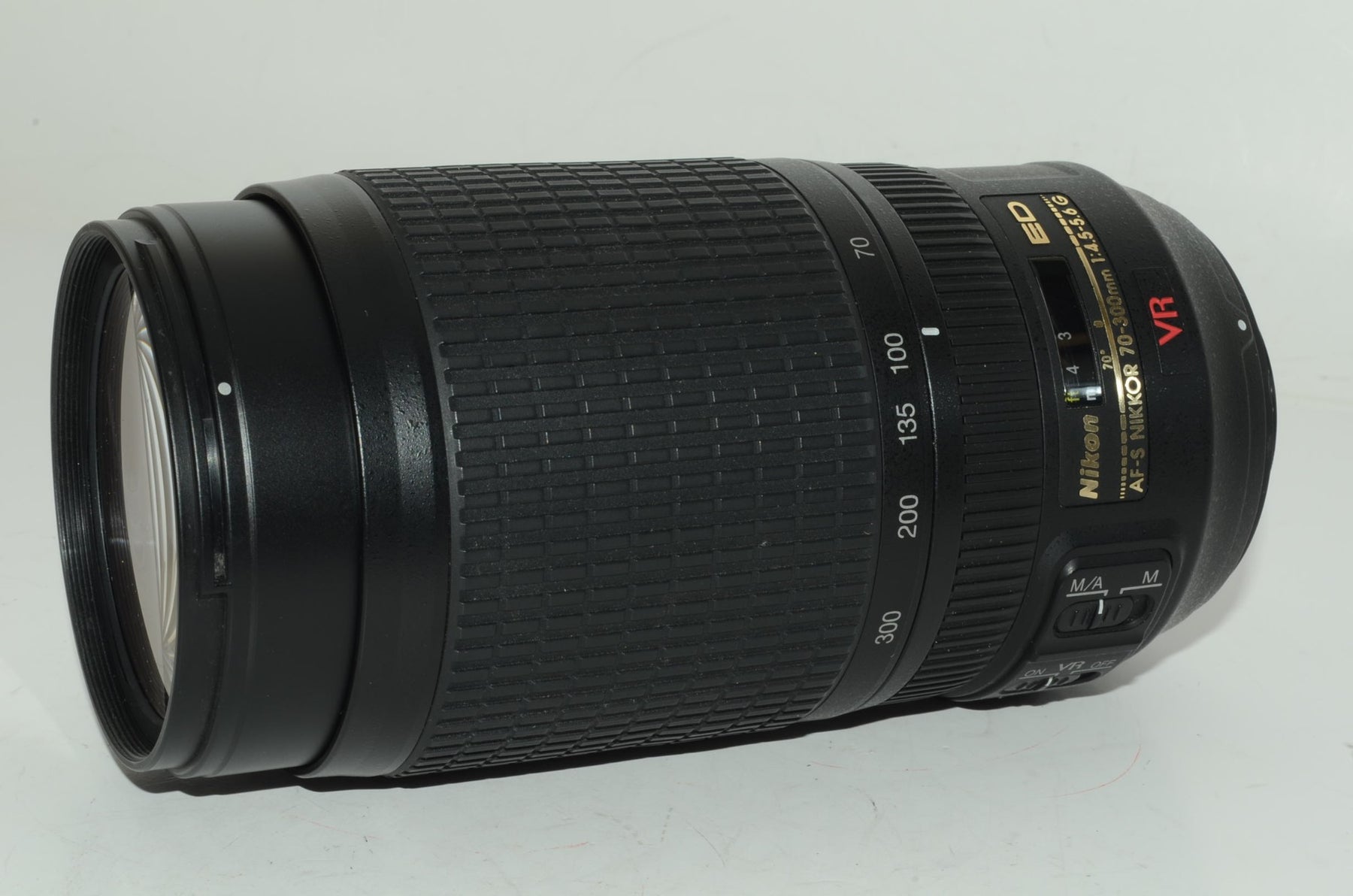 【外観特上級】Nikon AF-S VR Zoom Nikkor 70-300mm f/4.5-5.6G IF-ED