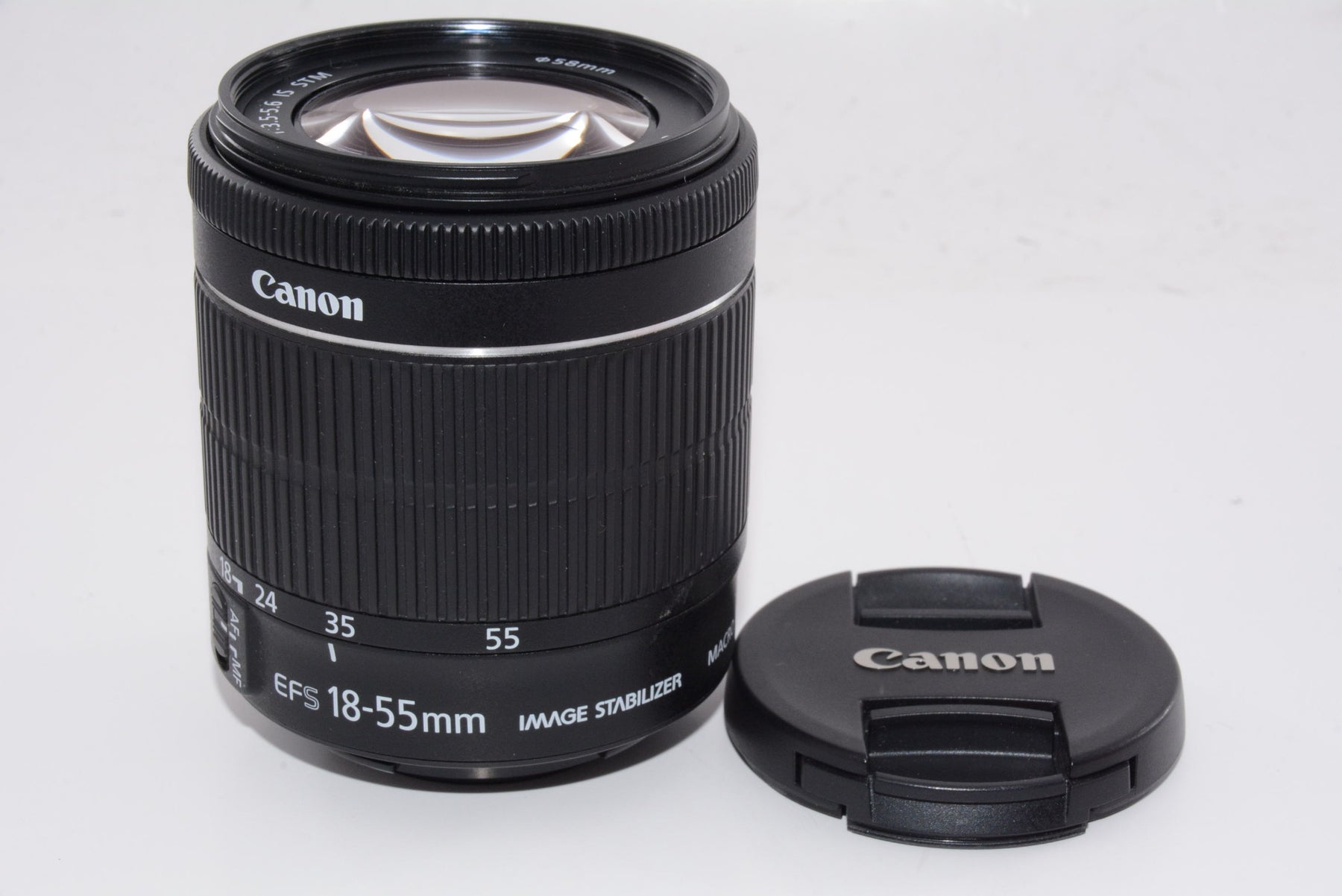 【外観並級】Canon 標準ズームレンズ EF-S18-55mm F3.5-5.6 IS STM