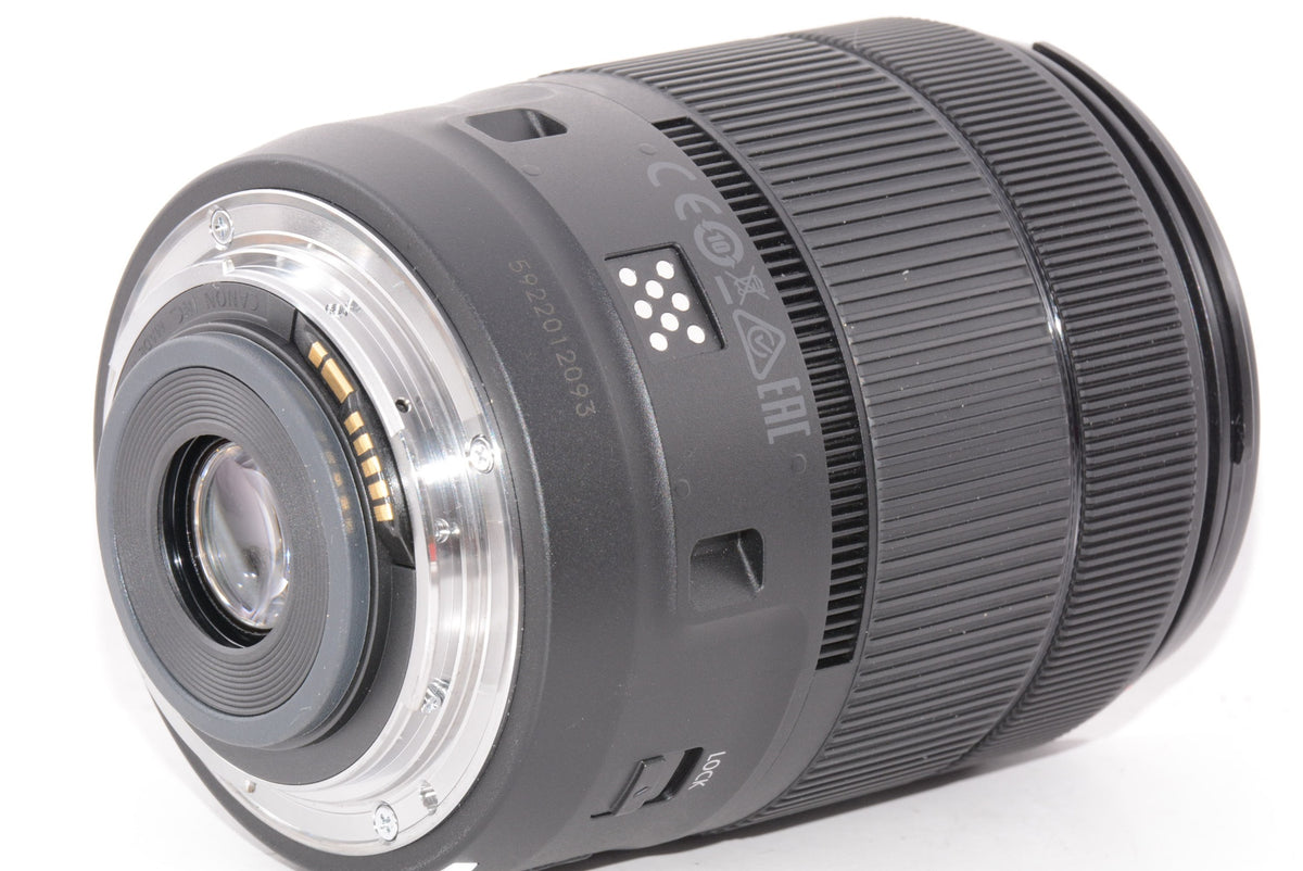 【外観特上級】Canon 標準ズームレンズ EF-S18-135㎜ F3.5-5.6 IS USM APS-C対応