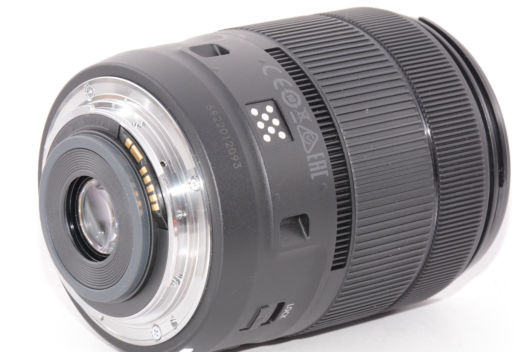 【外観特上級】Canon 標準ズームレンズ EF-S18-135㎜ F3.5-5.6 IS USM APS-C対応