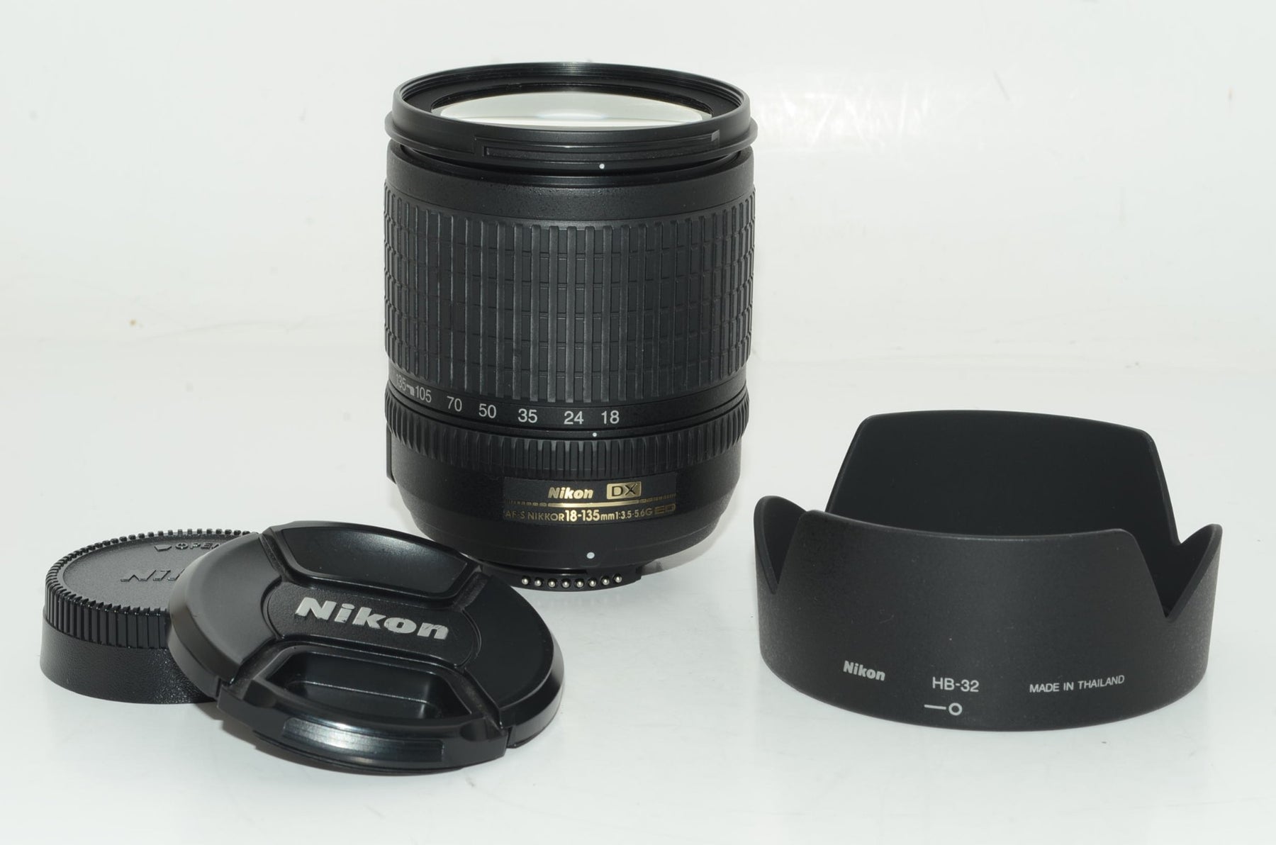 【外観特上級】Nikon AF-S DX Zoom Nikkor ED 18-135mm F3.5-5.6G (IF)