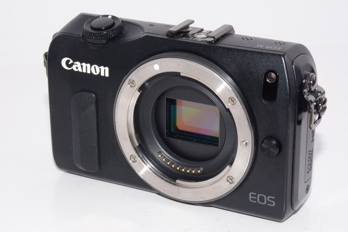 【外観並級】Canon ミラーレス一眼カメラ EOS M レンズキット EF-M18-55mm F3.5-5.6 IS STM付属 ブラック EOSMBK-18-55ISSTMLK