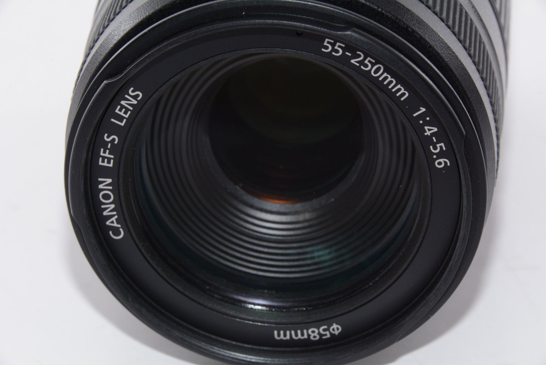 【外観特上級】Canon 望遠レンズ EF-S55-250mm F4-5.6 IS