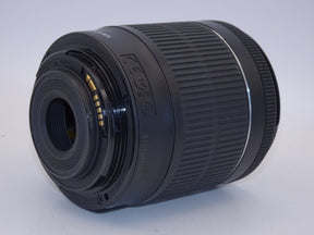 【外観特上級】Canon 標準ズームレンズ EF-S18-55mm F3.5-5.6 IS STM