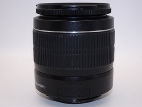 【外観特上級】Canon 標準ズームレンズ EF-S18-55mm F3.5-.5.6 IS II