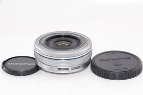 【外観特上級】OLYMPUS M.ZUIKO DIGITAL ED 14-42mm F3.5-5.6 EZ SLV