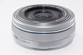【外観特上級】OLYMPUS M.ZUIKO DIGITAL ED 14-42mm F3.5-5.6 EZ SLV