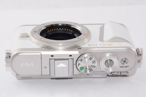 【外観特上級】OLYMPUS ミラーレス一眼カメラ PEN E-PL9 ボディー ホワイト