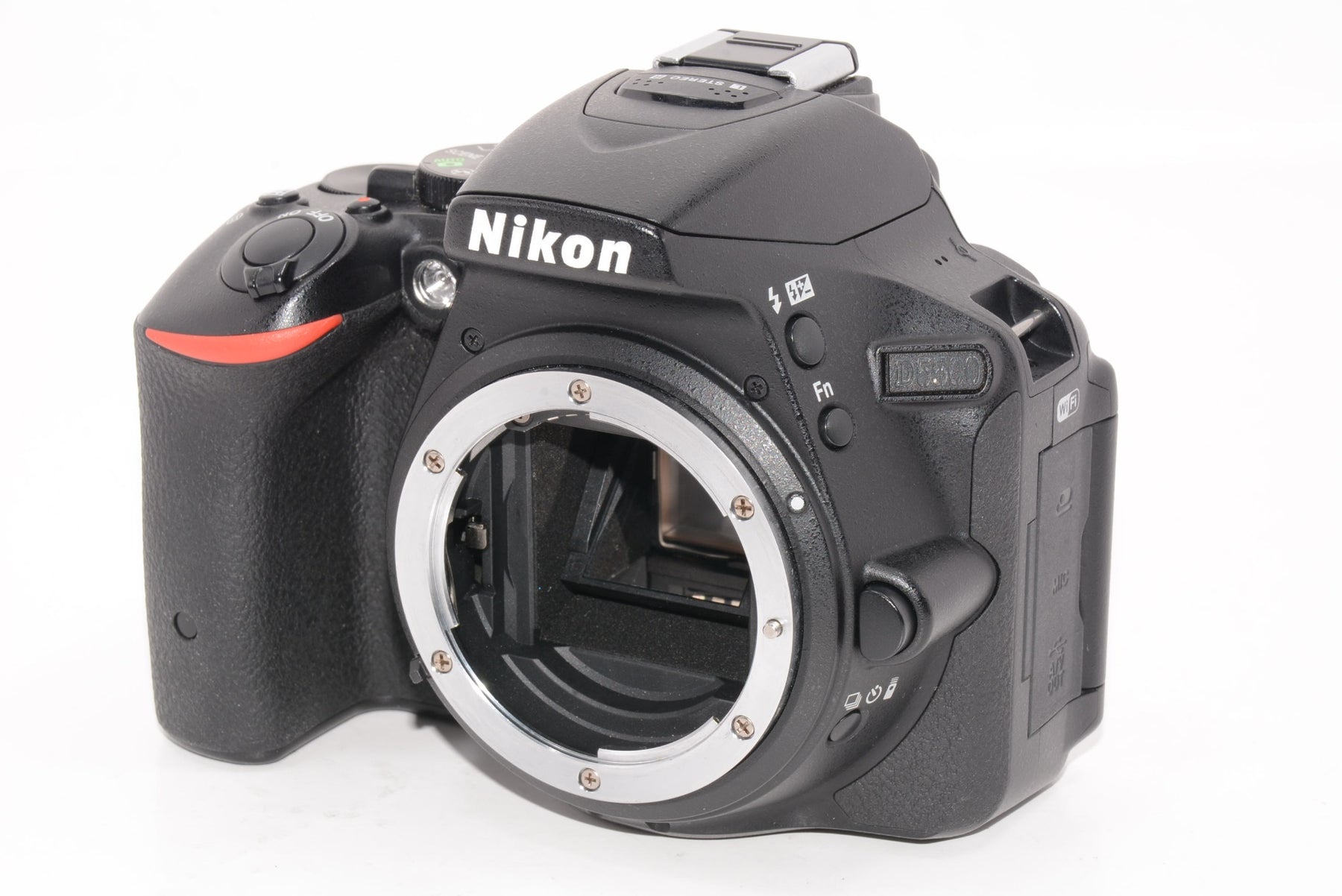 【外観特上級】Nikon デジタル一眼レフカメラ D5500 ボディー ブラック 2416万画素 3.2型液晶 タッチパネル D5500BK