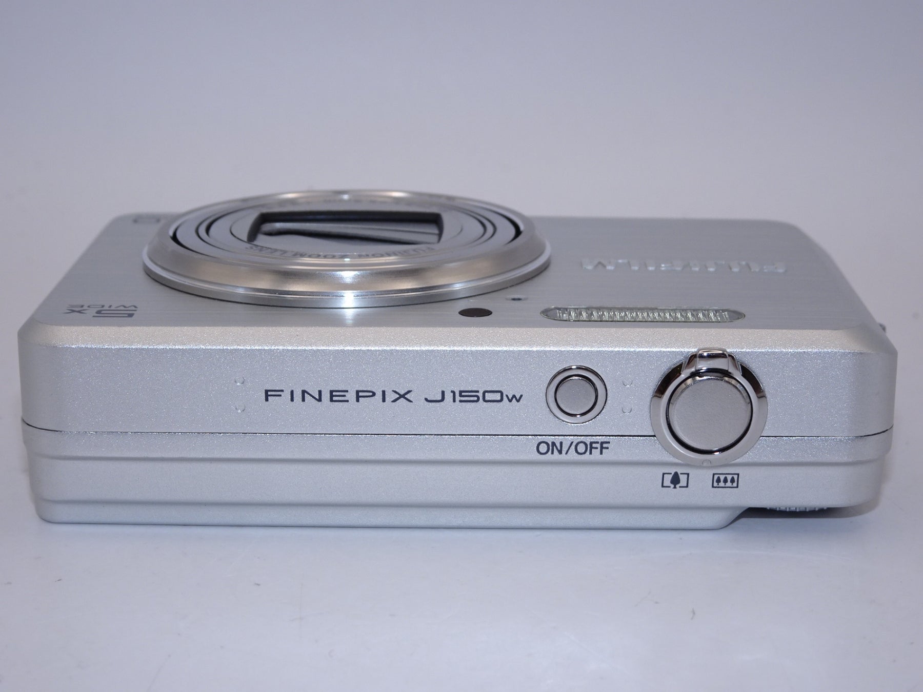 【外観特上級】FUJIFILM デジタルカメラ FinePix (ファインピックス) J150W シルバー FX-J150WS