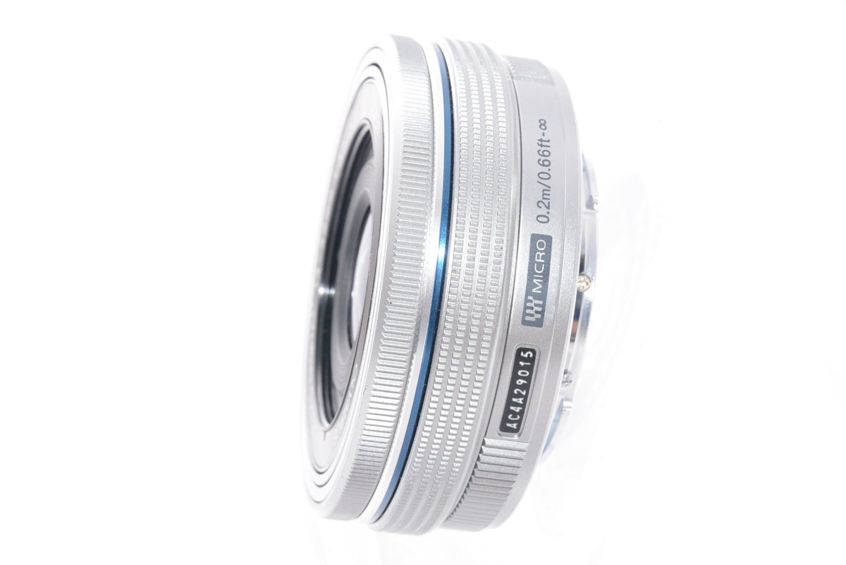 【外観特上級】OLYMPUS M.ZUIKO DIGITAL ED 14-42mm F3.5-5.6 EZ SLV