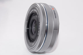 【外観特上級】OLYMPUS M.ZUIKO DIGITAL ED 14-42mm F3.5-5.6 EZ SLV