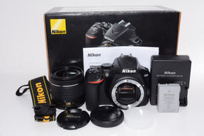 【外観特上級】Nikon デジタル一眼レフカメラ D3500 AF-P 18-55 VR レンズキット D3500LK