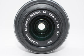 【外観並級】OLYMPUS 標準ズームレンズ M.ZUIKO DIGITAL 14-42mm F3.5-5.6 II ブラック