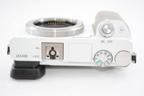 【外観特上級】ソニー ミラーレス一眼 α6100 ボディ ホワイト ILCE-6100