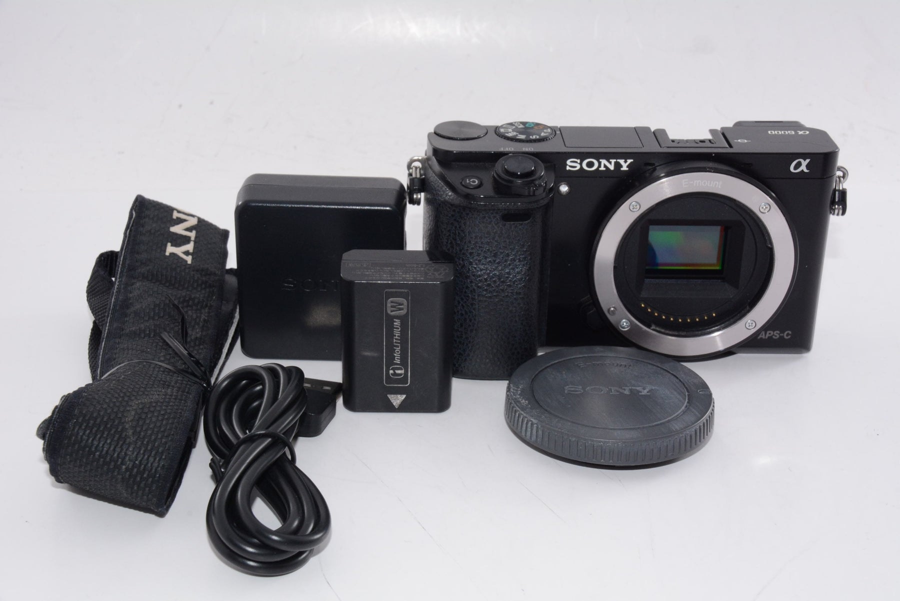 【外観並級】SONY ミラーレス一眼 α6000 ボディ ブラック ILCE-6000 B