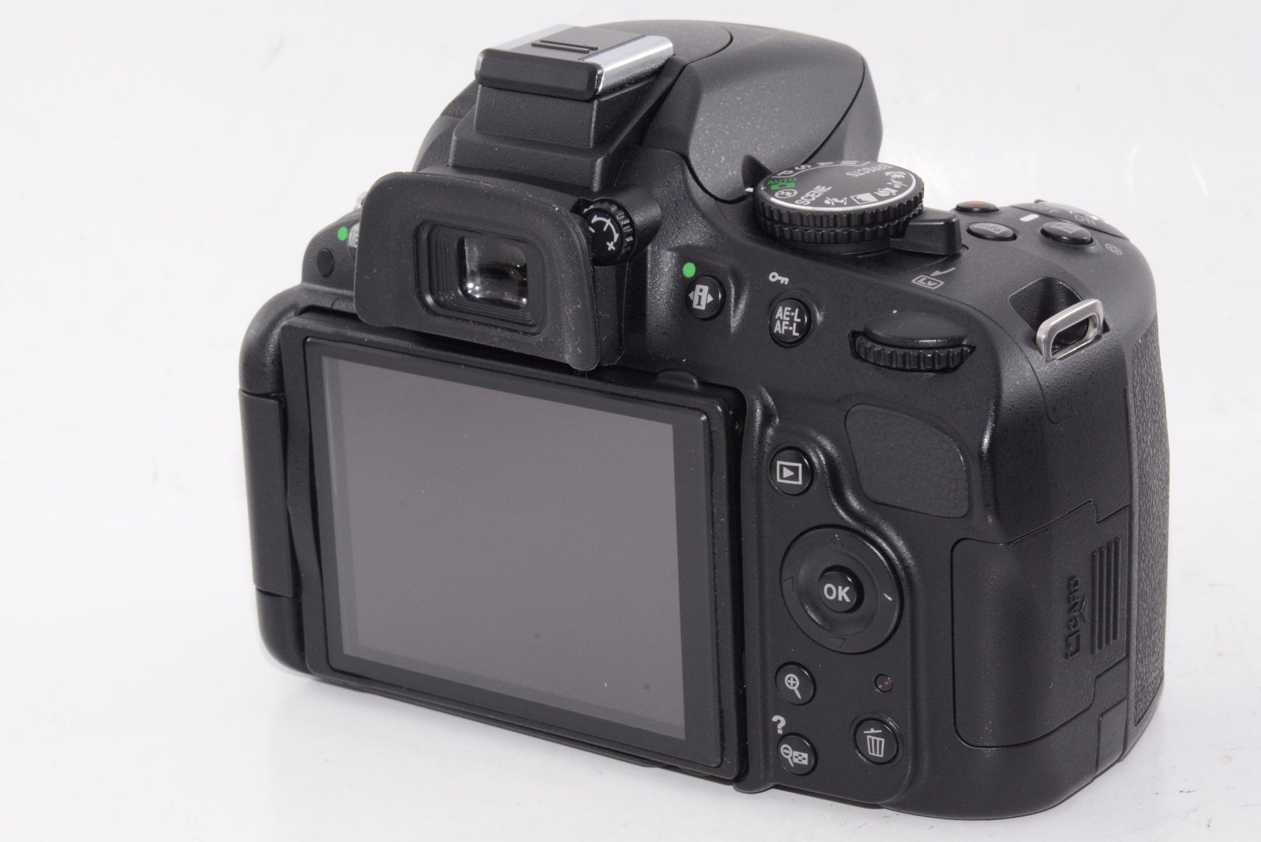 【外観特上級】Nikon デジタル一眼レフカメラ D5100 18-55VR レンズキット