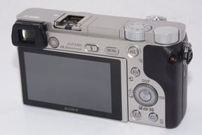 【外観特上級】SONY ミラーレス一眼 α6000 ボディ シルバー ILCE-6000 S