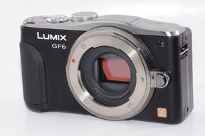 【外観並級】パナソニック ルミックス ミラーレス一眼カメラ GF6 ダブルズームレンズキット ブラック DMC-GF6W-K