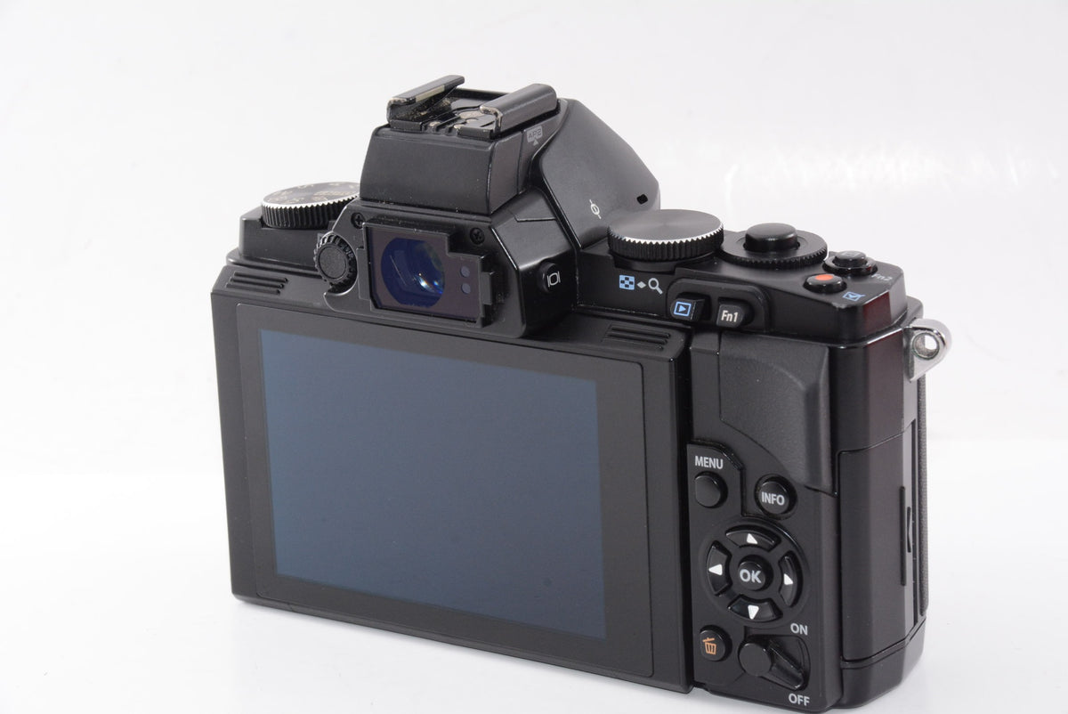 【外観並級】OLYMPUS ミラーレス一眼 OM-D E-M5 ボディ ブラック