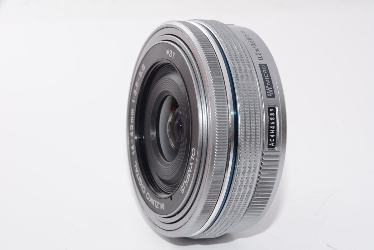 【外観特上級】OLYMPUS M.ZUIKO DIGITAL ED 14-42mm F3.5-5.6 EZ SLV