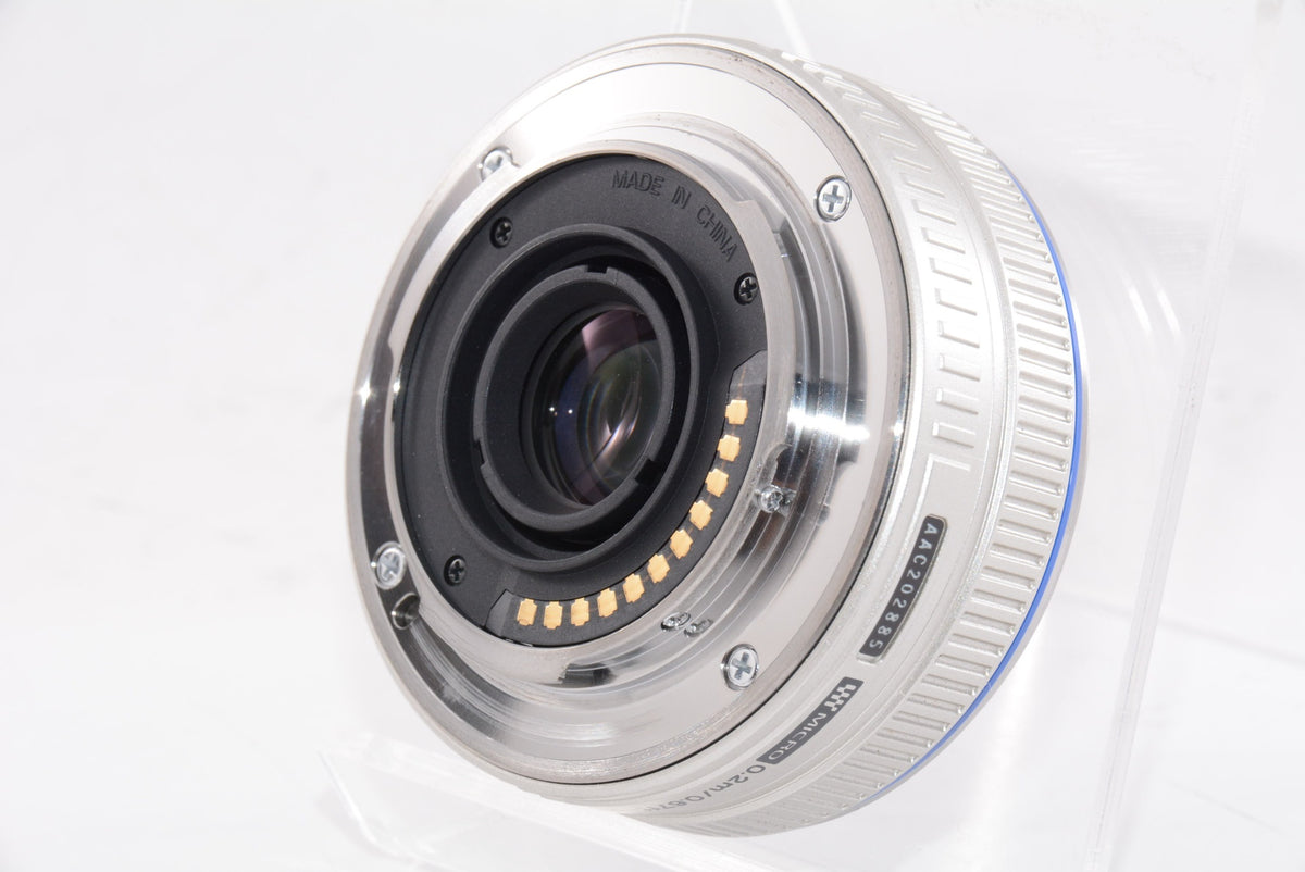 【外観特上級】OLYMPUS パンケーキレンズ M.ZUIKO DIGITAL 17mm F2.8 シルバー