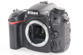 【外観並級】Nikon デジタル一眼レフカメラ D7000 18-105VR キット D7000LK18-105