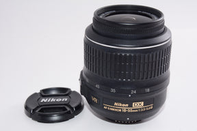 【外観特上級】Nikon 標準ズームレンズ AF-S DX NIKKOR 18-55mm f3.5-5.6G VR