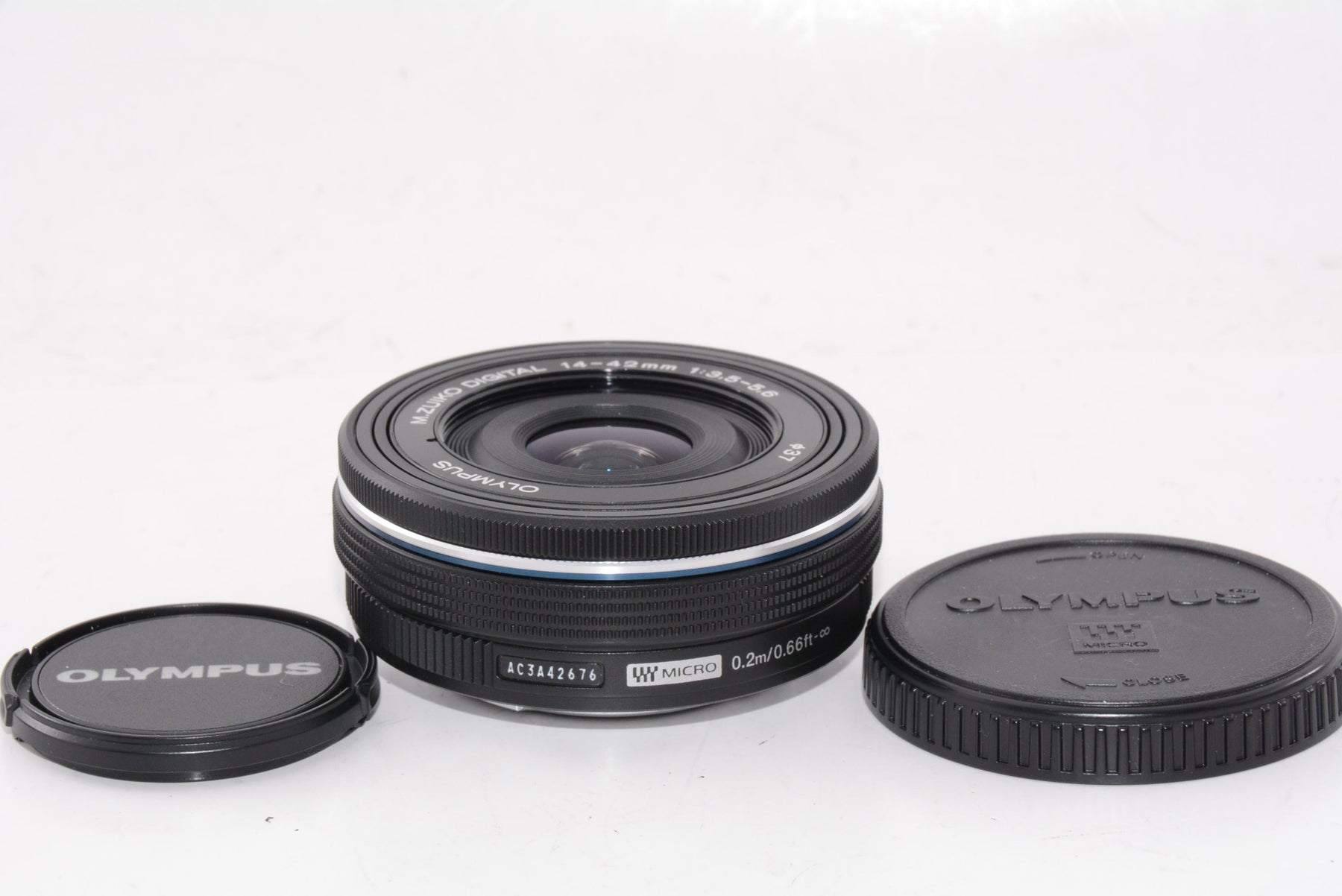 【外観特上級】OLYMPUS 電動式パンケーキズームレンズ M.ZUIKO DIGITAL ED 14-42mm F3.5-5.6 EZ BLK