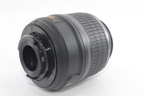 【外観特上級】Nikon 標準ズームレンズ AF-S DX NIKKOR 18-55mm f3.5-5.6G VR